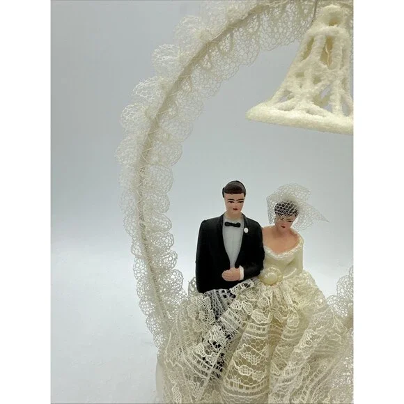 Wedding Cake Topper Bride Groom Lace Bell 1950s Vintage - Picture 6 of 16